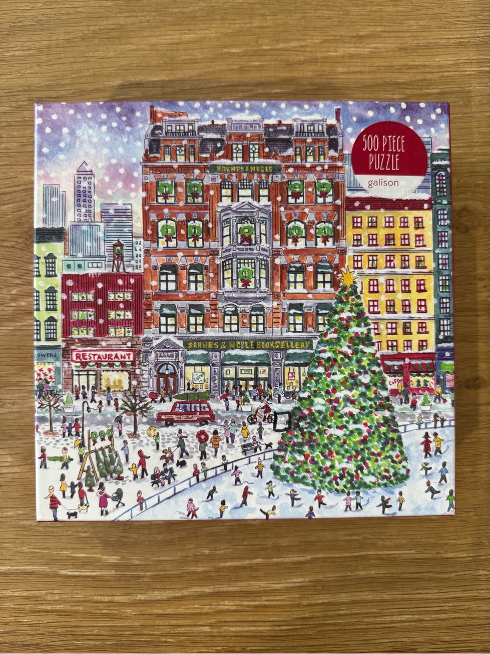 Christmas at Union Square 500 Piece Puzzle